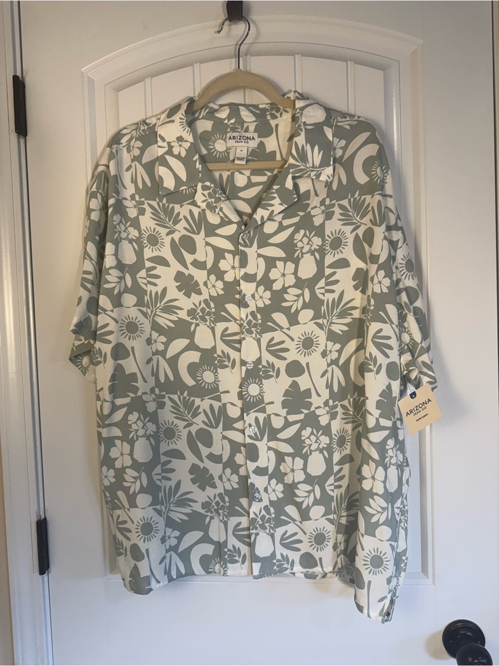 Arizona Jean Company Floral Button-Up Shirt in Sage and White